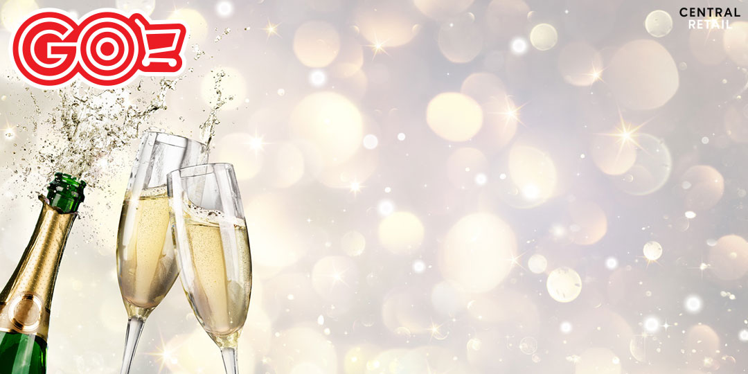 Rượu champagne khai tiệc cho cuộc vui bùng nổ